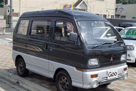 Why Import Mini Vans From Japan Here Is Why You Should Do It
