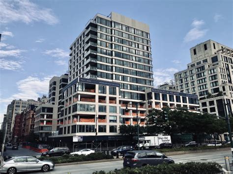 450 Washington Gets More Than A Facelift Westview News