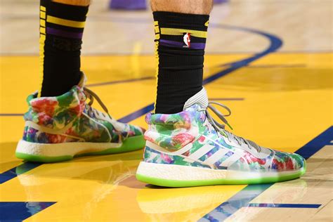 Nba Christmas Shoes Best Sneakers Worn On Christmas Day 2018 Complex