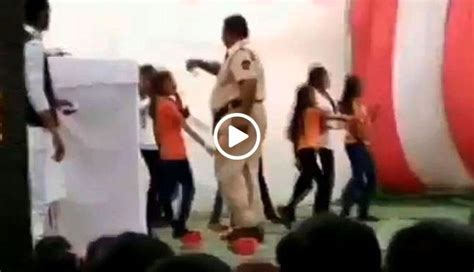 Caught On Camera Nagpur Policeman Showers Cash On Young Schoolgirls