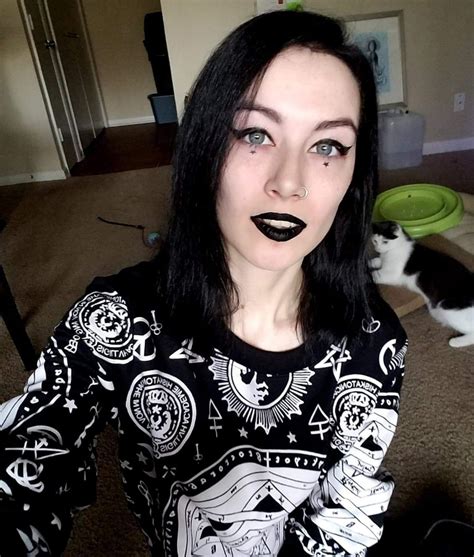Selfie From A Goth Girl [f26] R Selfie