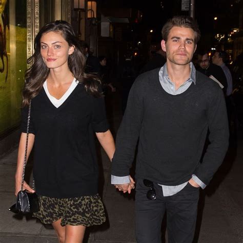 Photos Avec Son Boyfriend Paul Wesley Phoebe Tonkin Semble