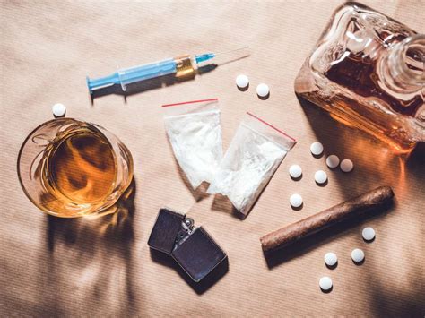 Addiction: Definition, symptoms, withdrawal, and treatment | Best Health Tale