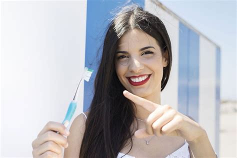 10 Consejos Para Una Correcta Salud Bucodental Dental Herrera