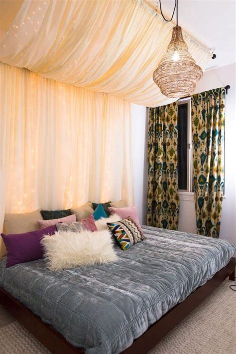 8 Simple And Easy Ways To Decorate With Sheer Curtains