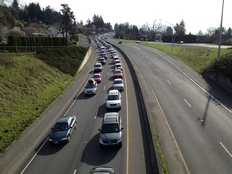 Bridge between oregon and washington, united states. UPDATE: Trucker arrested, lanes reopened after I-205 crash ...