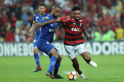 Cruzeiro x são paulo data: Cruzeiro x Flamengo tem favorito? Jornalistas opinam | Torcedores | Notícias sobre Futebol ...