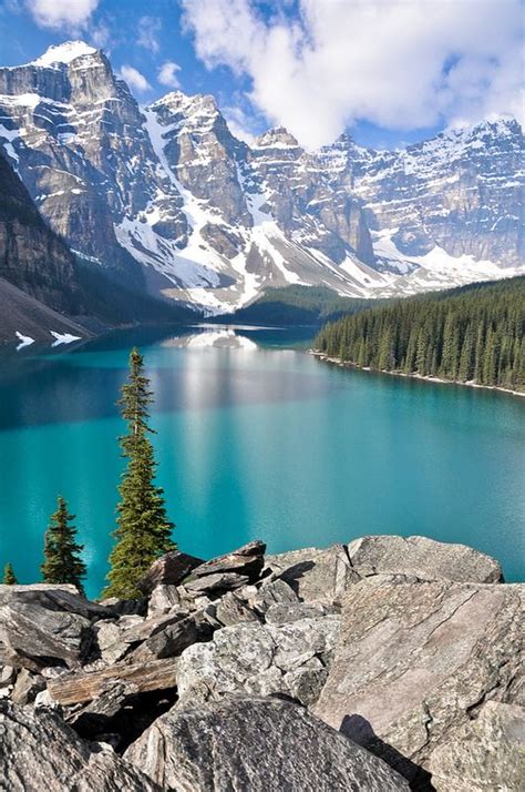 Moraine Lake Canada Beautiful Places To Visit Cool Places To Visit
