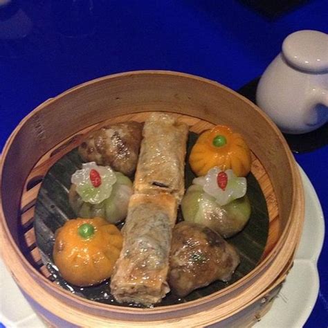 The most popular types of dim sum range from dumplings, buns, wraps and noodle rolls (often filled with a mixture of fresh seafood, meat and vegetables) to puffs, tarts and puddings. Vegetarian Dim Sum Platter - Hakkasan, View Online Menu and Dish Photos at Zmenu