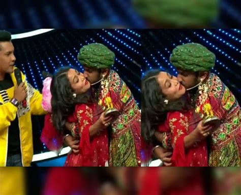 See Video Indian Idol Judge Neha Kakkar Falls While Dancing On Stage With Host Aditya Narayan
