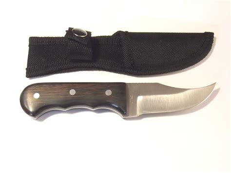 Short Skinner 211187 Black Pakkawood Full Tang Blade Knife 6 14