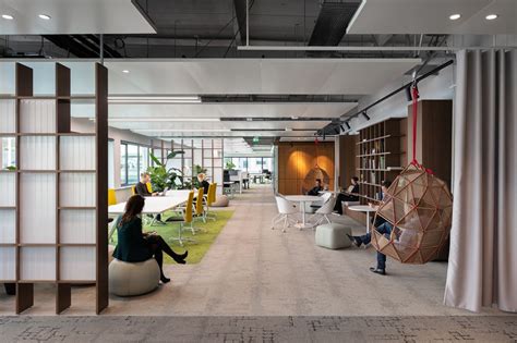The Core Goes From Car Garage To Innovative Office Design Milk Best