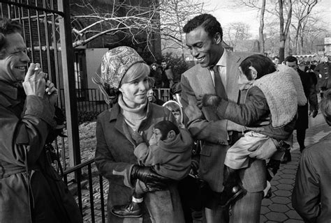 15 Best Photos Of Garry Winogrand On Film Only