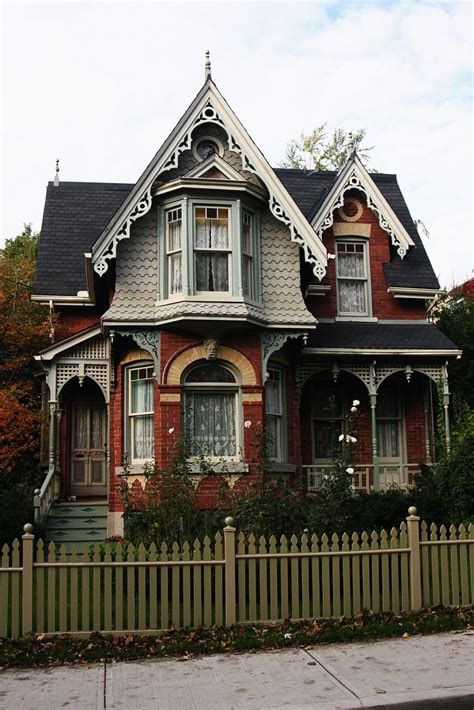 25 Best Victorian Homes Outside And Inside Images On Pinterest