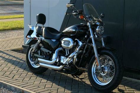 2012 Harley Davidson Xl1200c Sportster Custom In Vivid Black In