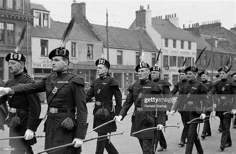 Members Of The Royal Company Of Archers The Queens Body Guard For