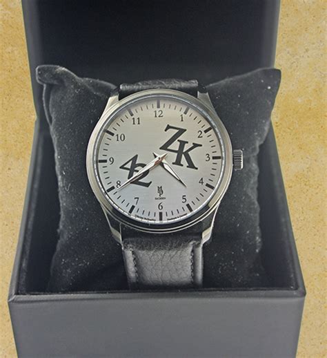 Diese klischees aus stahl ermöglichen einen perfekten druck mit extremer. Individuelle Zifferblätter für Uhren - Persönliches Zifferblatt gestalten - Referenzen