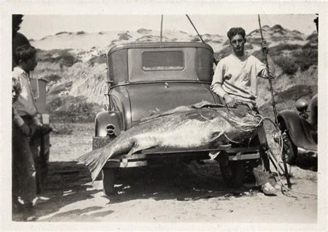 17 Interesting Vintage Snapshots Of People Posing With Big Fishes