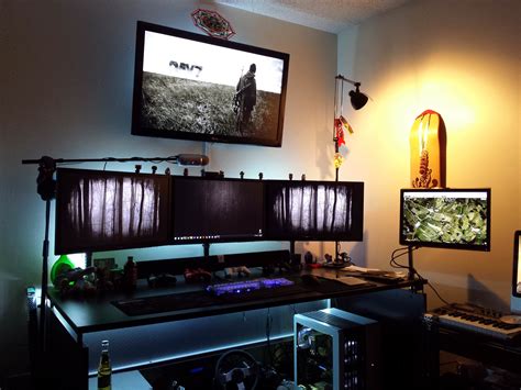 25 Amazing Pc Gaming Battlestations Forevergeek