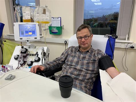 Giving Platelets With Hugh Fearnley Whittingstall Nhs Blood Donation