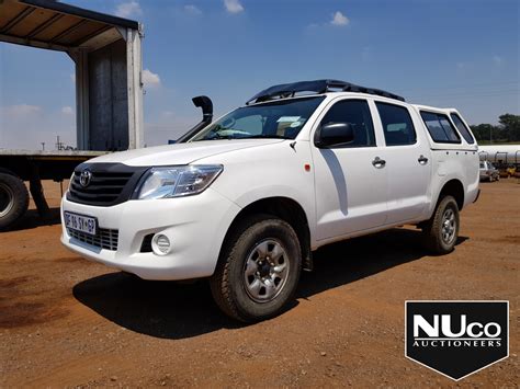 Find toyota hilux listings at the best price. TOYOTA HILUX SRX 4X4 DOUBLE CAB LDV WITH CANOPY | NUco ...