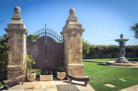 Pasta pizza vino e birrra romántico y con encanto. SAN TOMMASO (Polignano a Mare, Italy - Puglia) - Hotel ...