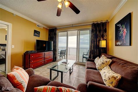 Adjacent to pier park and a quick walk to city pier. Ocean Villa Ocean Front Luxurious 2 bedroom/2 bathroom ...
