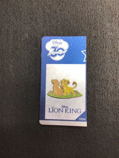 Simba Nala Lion King Commemorative 30th Anniversary Disney Store Pin
