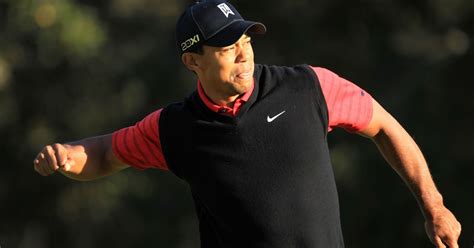A Look Back At Tiger Woods Five Hero Victories Pga Tour
