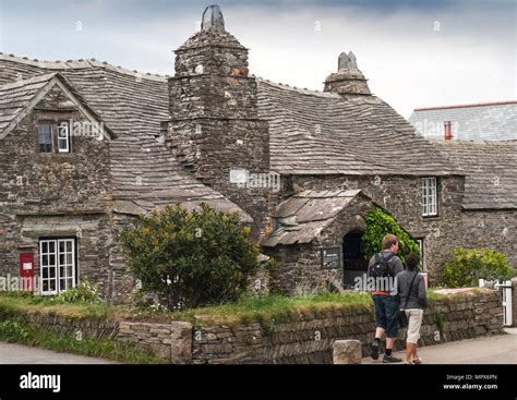 The Old Post Office At Tintagel In Cornwall England Uk The 14th