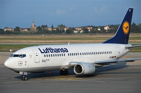 Filelufthansa Boeing 737 300 D Abeilys27092009 557al 4329513299