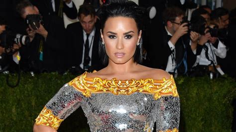 demi lovato breaks her silence 2 weeks after overdose the ultimate source