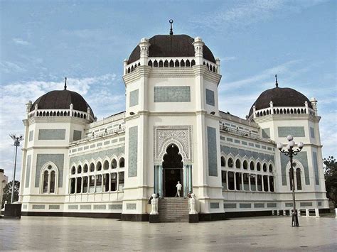 Berikut adalah daftar kodepos kabupaten/kota medan propinsi sumatera utara. 10 Bangunan Bersejarah di Kota Medan | KASKUS