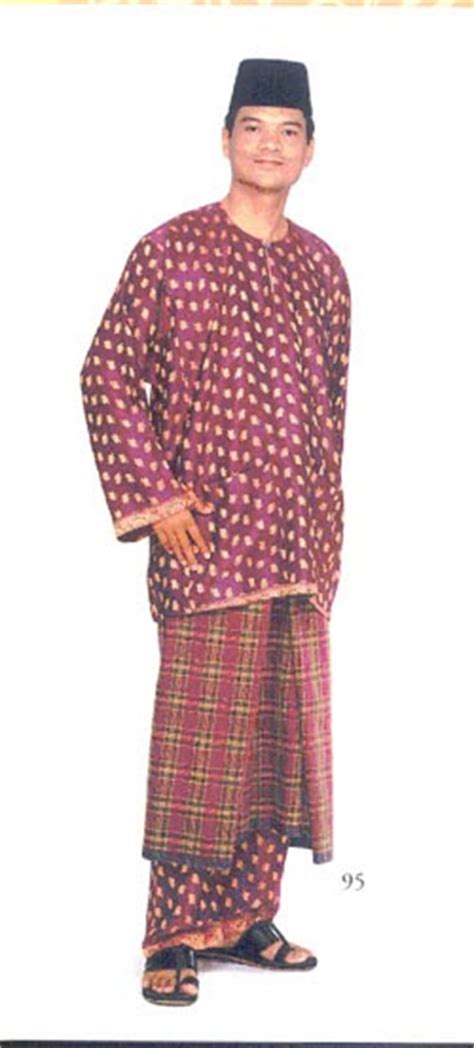 Terdapat berbagai bentuk sulaman yang dipadankan pada bahagian leher seperti mata lalat, tulang belut dan insang pari. Malay Traditional Costume: Baju Melayu Telok Belanga