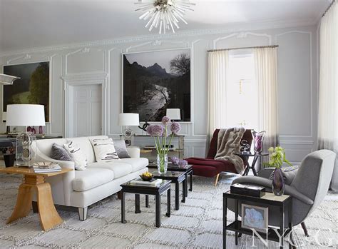 This 'la passion de diego' mural by. Designer Ellie Cullman Updates a Historic Home in ...