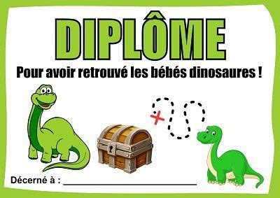 En commandant cet article, vous allez recevoir un lien à cliquer sur votre boite email qui vous permettra de télécharger puis d'imprimer le fichier pdf du jeu sur votre. diplome dino chasse 3 5 ans en 2020 | Chasse au trésor, Dinosaure, Jeux a imprimer