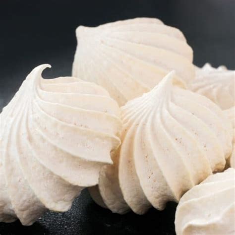 Meringue powder is used to make meringues, royal icing, and. Meringue Powder Substitute In Icing - Royal Icing Without Egg Whites Or Meringue Powder Tips ...