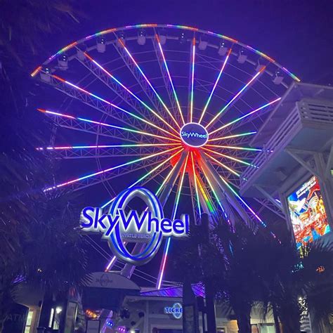 Light Up The Night With The Myrtle Beach Skywheel Myrtle Beach Skywheel Myrtle Beach Myrtle