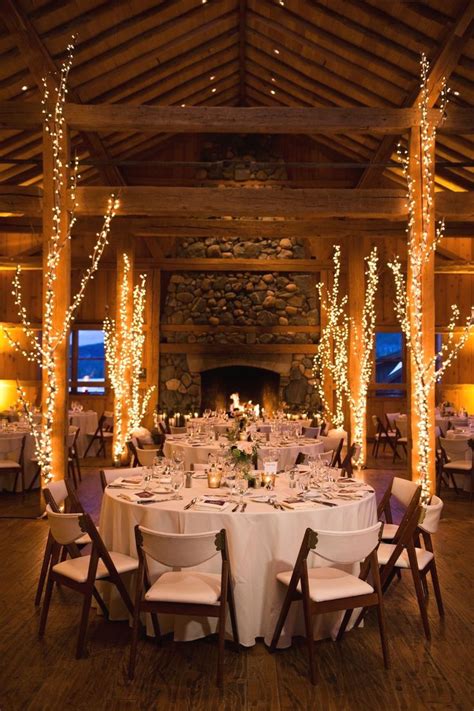 12 Chic Ways To Create A Warm And Cozy Winter Wedding