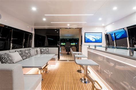 Horizon Launches First 80 Foot Luxury Yacht With Open Galley Design