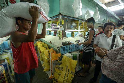 Farmers Bat For Maximum Tariffs On Rice Abs Cbn News