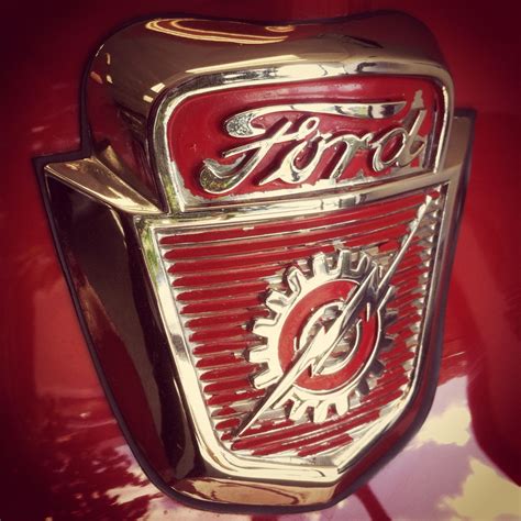 Vintage Ford Emblem Heritage