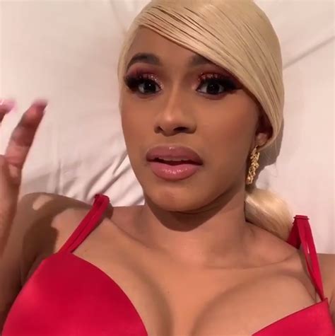 Cardi B Angrily Responds To Claims Shes A Prostitute With Herpes