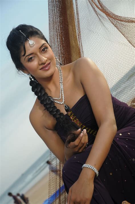 Latest Movie Masala Vimala Raman Latest Hot Stills From Kulumanali Hot Sex Picture