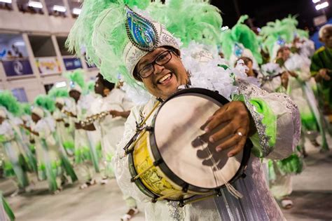 Elementos Das Escolas De Samba Do Rio De Janeiro