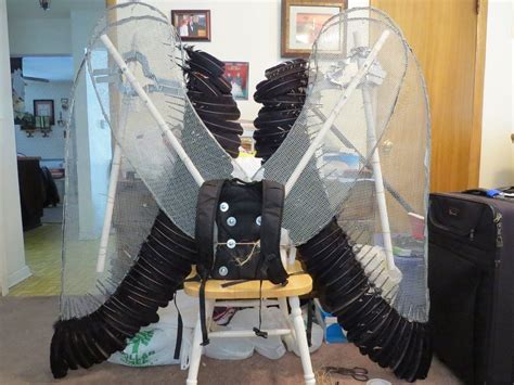 My 6 years old insisted on being young maleficent for halloween this year. Articulated Wings Progress: Primary Feathers by Ninjakitten16 on deviantART | Cosplay wings ...