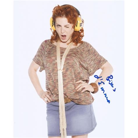 Il y a deux ans, dans la nuit du 5 au 6 septembre 2019, les pompiers étaient. Autographe Anne Elisabeth BLATEAU (Photo dédicacée)