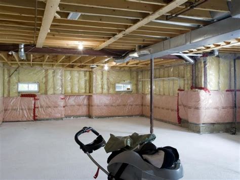 While federal courthouses have inside/basement parking for only the judges and marshals service, it is typical beneath office buildings for building occupants and visitors as well. 30+ Gorgeous Unfinished Basement Ideas On A Budget - Wanda ...