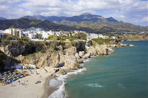Apartamento a pasos de la playa en el centro de sabinillas, corazón de la costa del sol. Costa del Sol and Costa de Almeria Photo Gallery | Fodor's ...