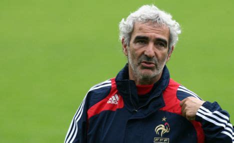 Né le 24 janvier 1952 à lyon (rhône). Meet Raymond Domenech, the maddest coach at the championships | Daily Mail Online